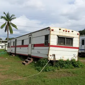 trailers abandonados