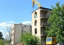 remova edificações desocupadas